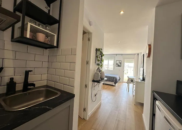 Studio Apollo Τορρεμολίνος